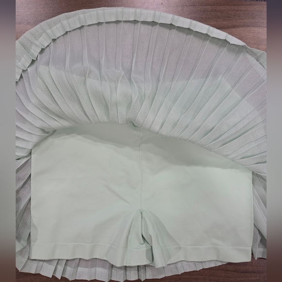 Free People Movement Rally Pleated Mini Skirt Skort Pistachio Size M - Picture 5 of 8